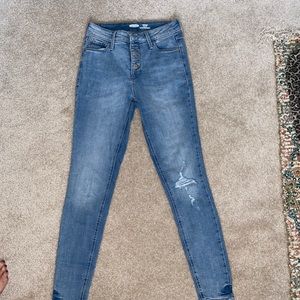 High waisted jeans
